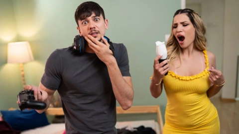 MILF visit: Friend delivers best pleasure